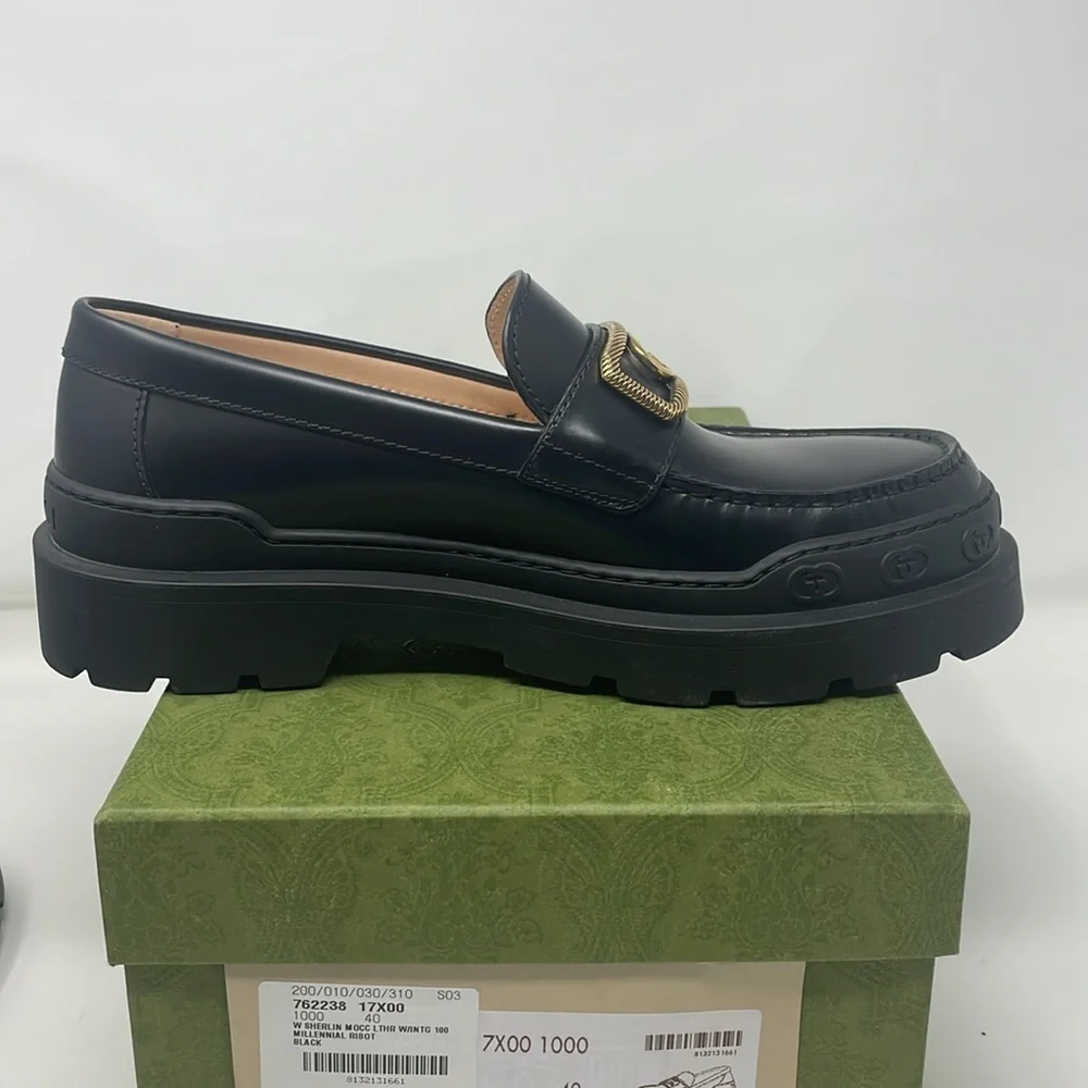 Gucci Sherlin Moccasin Millennial Ribot Black Gold Logo Leather Loafers Size 40